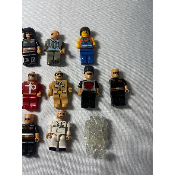 Lot Of 21 Lego Minifigure‎ People-Football,Mario, Halo,Captain,Not All Complete - Picture 5 of 5